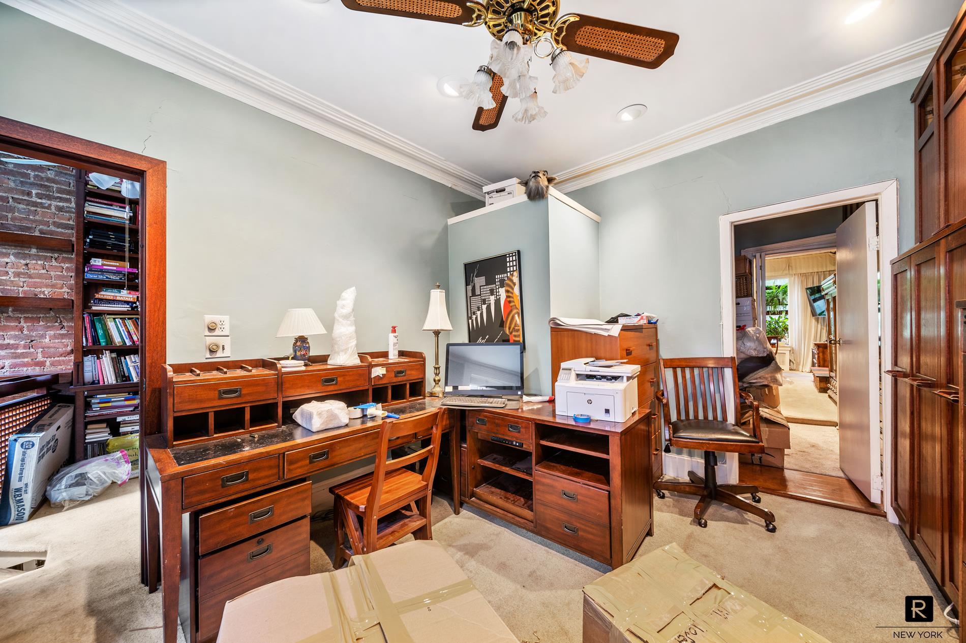 233 East 35th Street Murray Hill New York NY 10016