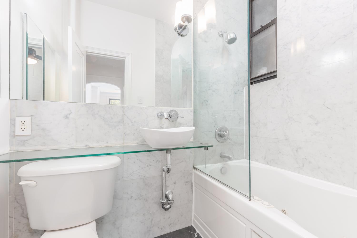 448 East 88th Street 1-C Upper East Side New York NY 10128