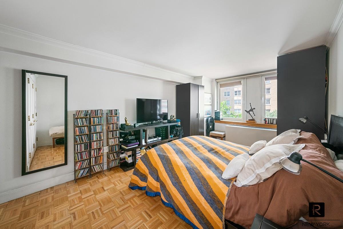 404 East 76th Street Upper East Side New York NY 10021