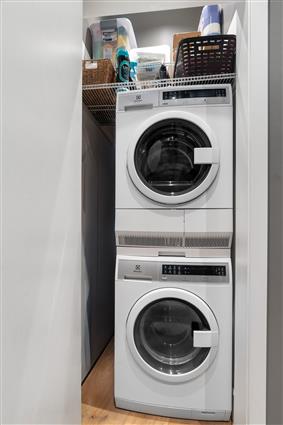 27-28 Thomson Avenue 304 Long Island City Queens NY 11101