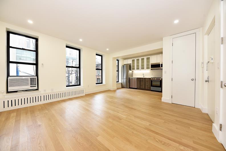 245 East 55th Street 3-R Turtle Bay New York NY 10022
