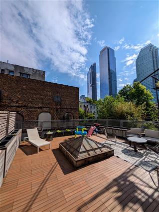 45-17 21st Street 2-B Court Square Queens NY 11101