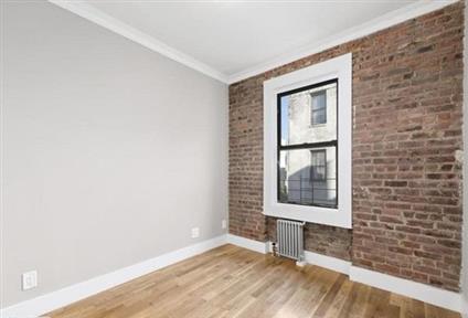 21-48 35th Street 4-H Steinway-Ditmars Queens NY 11105
