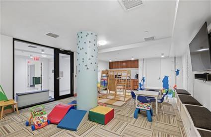 21-30 44th Drive PH-F Court Square Queens NY 11101