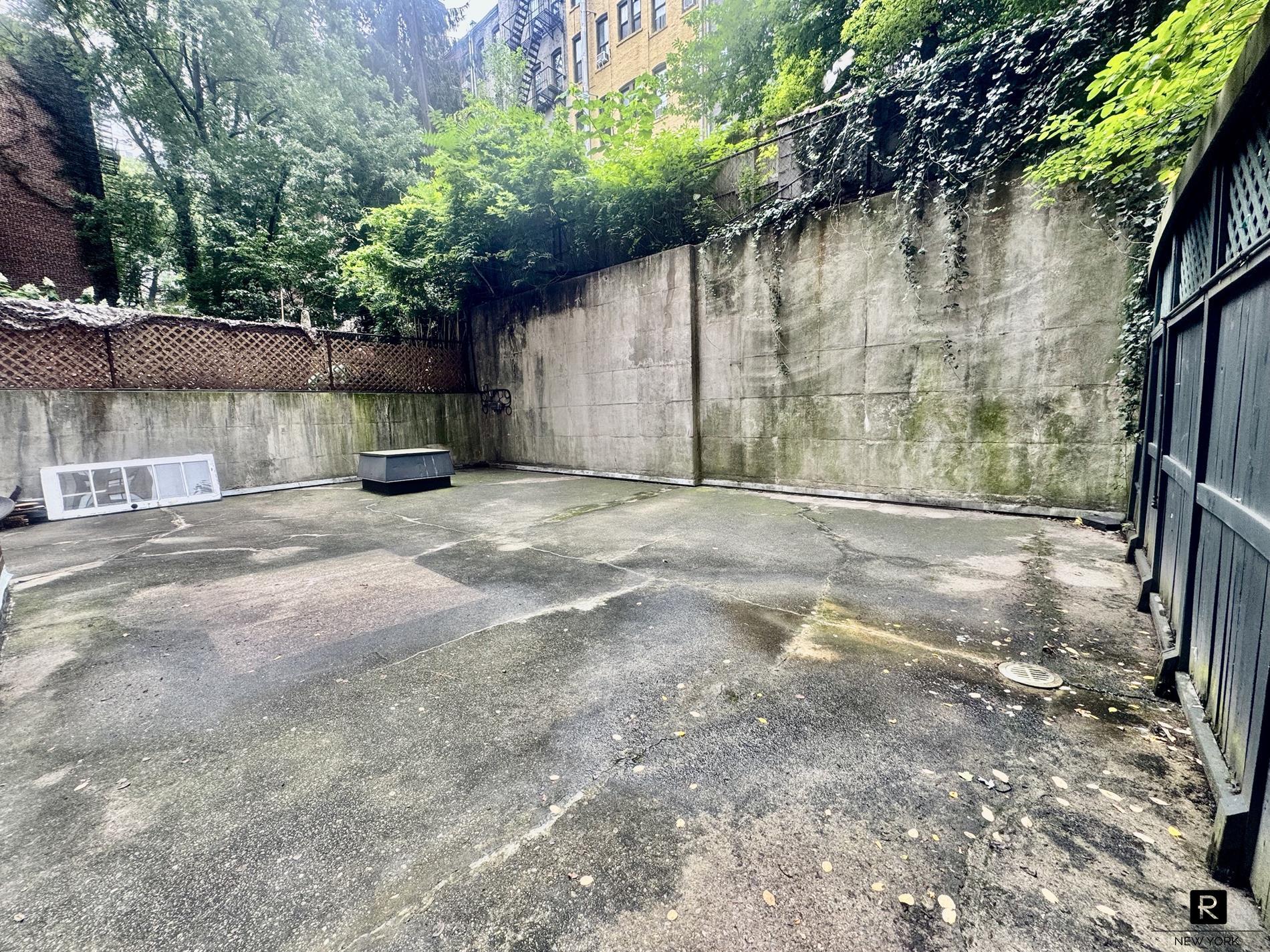 525 East 82nd Street Upper East Side New York NY 10028