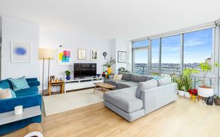 47-05 Center Blvd. 2514 Hunters Point Queens NY 11109