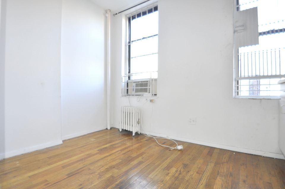 211 East 5th Street 17 E. Greenwich Village New York NY 10003