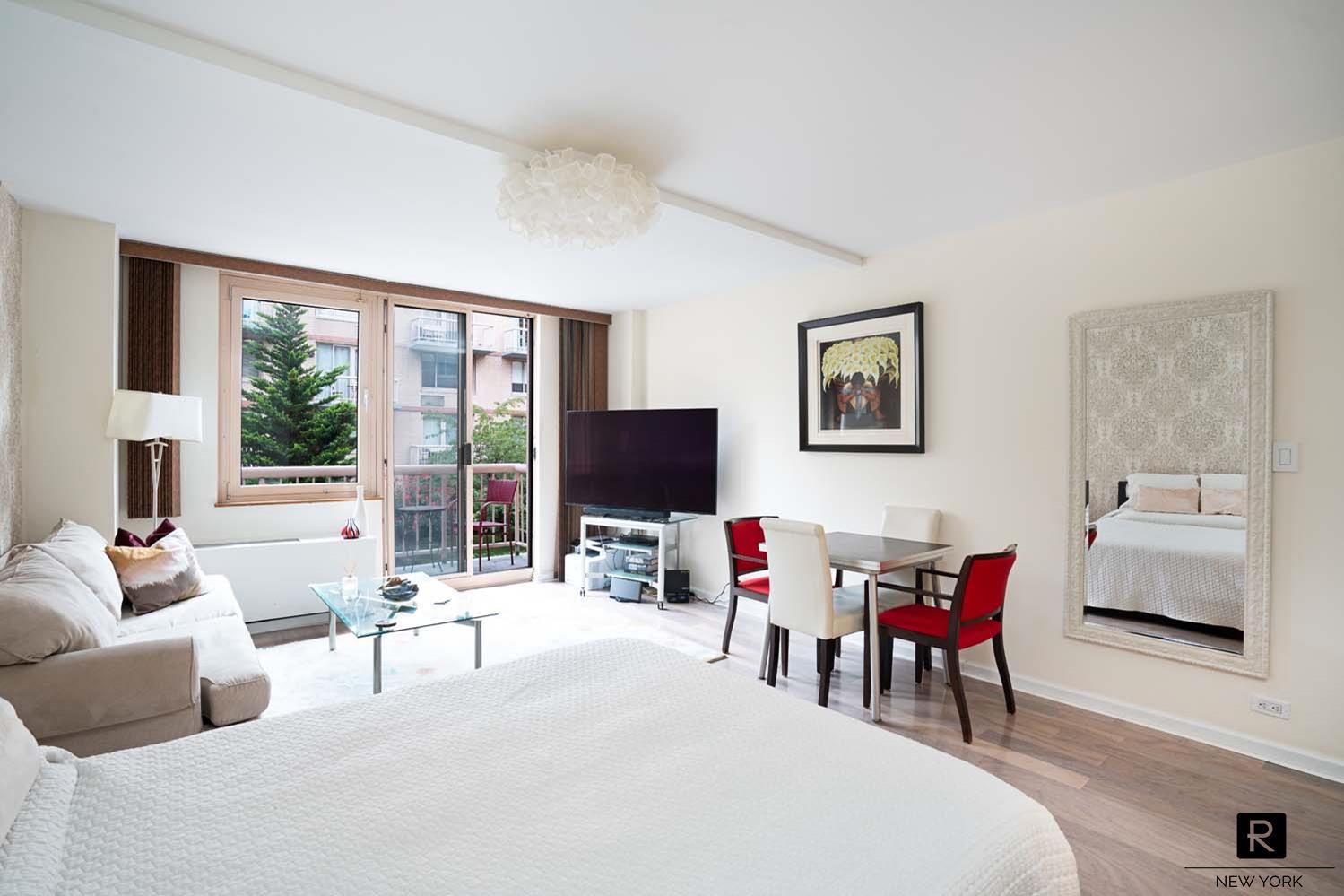393 West 49th Street Midtown West New York NY 10019