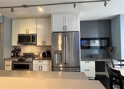 4-74 48th Avenue 28-C Hunters Point Queens NY 11109