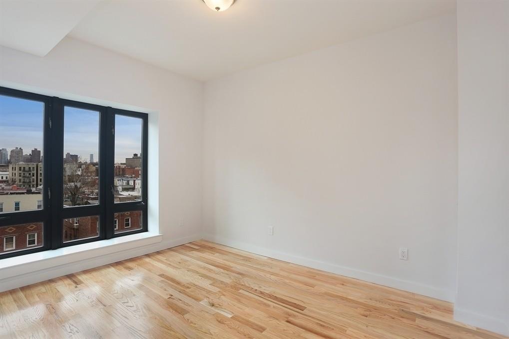 30-25 21st Street 3D Astoria Queens NY 11102