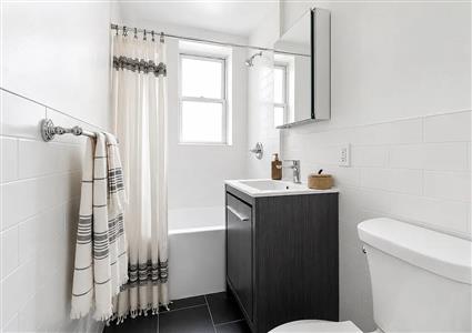 292 Nassau Avenue 3-F Greenpoint Brooklyn NY 11222