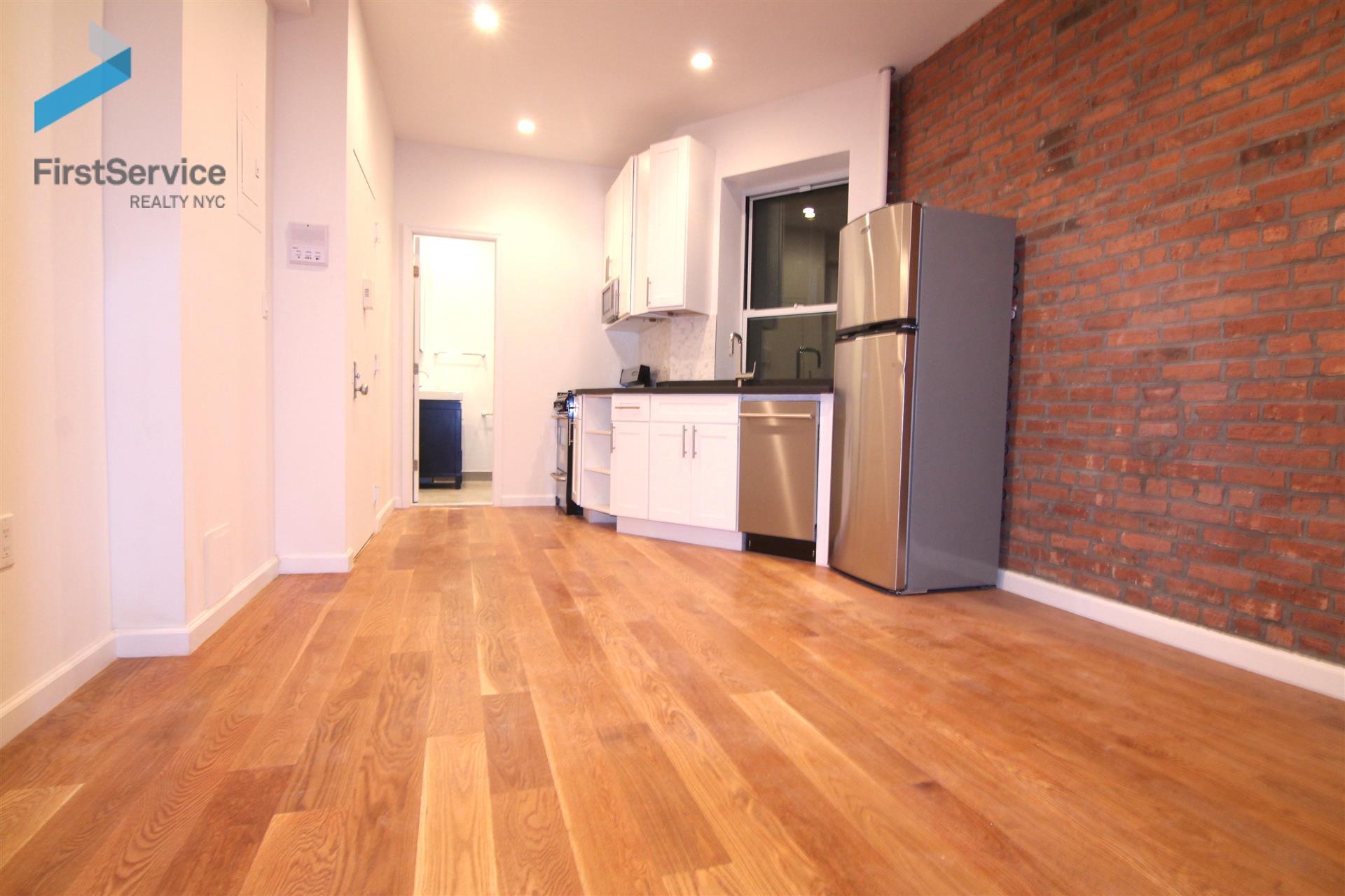 124 East 4th Street 5 E. Greenwich Village New York NY 10003