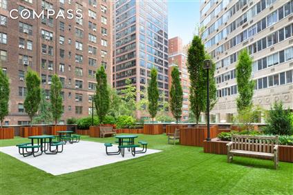 400 East 54th Street 30-D Sutton Place New York NY 10022