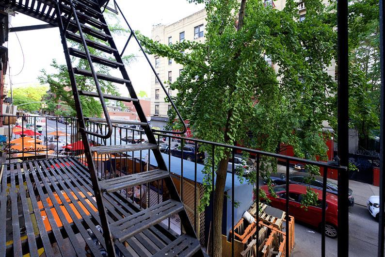 443 East 6th Street 2 E. Greenwich Village New York NY 10009