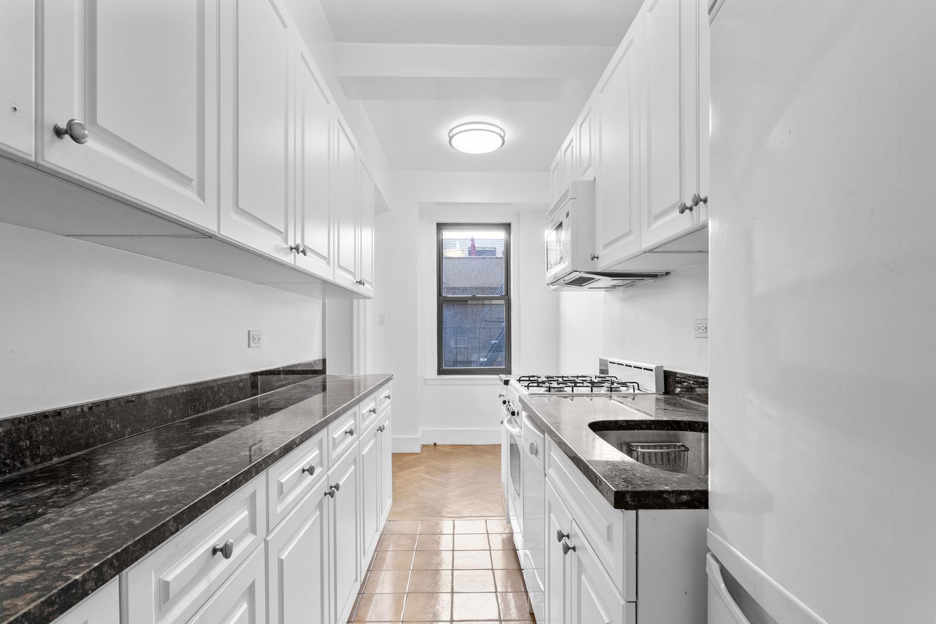 37 West 72nd Street Upper West Side New York NY 10023