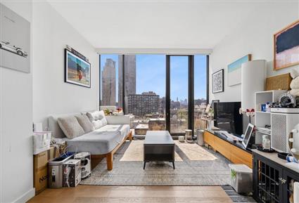 21-30 44th Drive PH-F Court Square Queens NY 11101