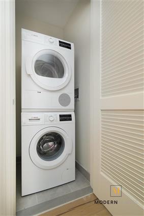 25-21 43rd Avenue 203 Court Square Queens NY 11101