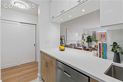 400 East 54th Street 22-D Sutton Place New York NY 10022