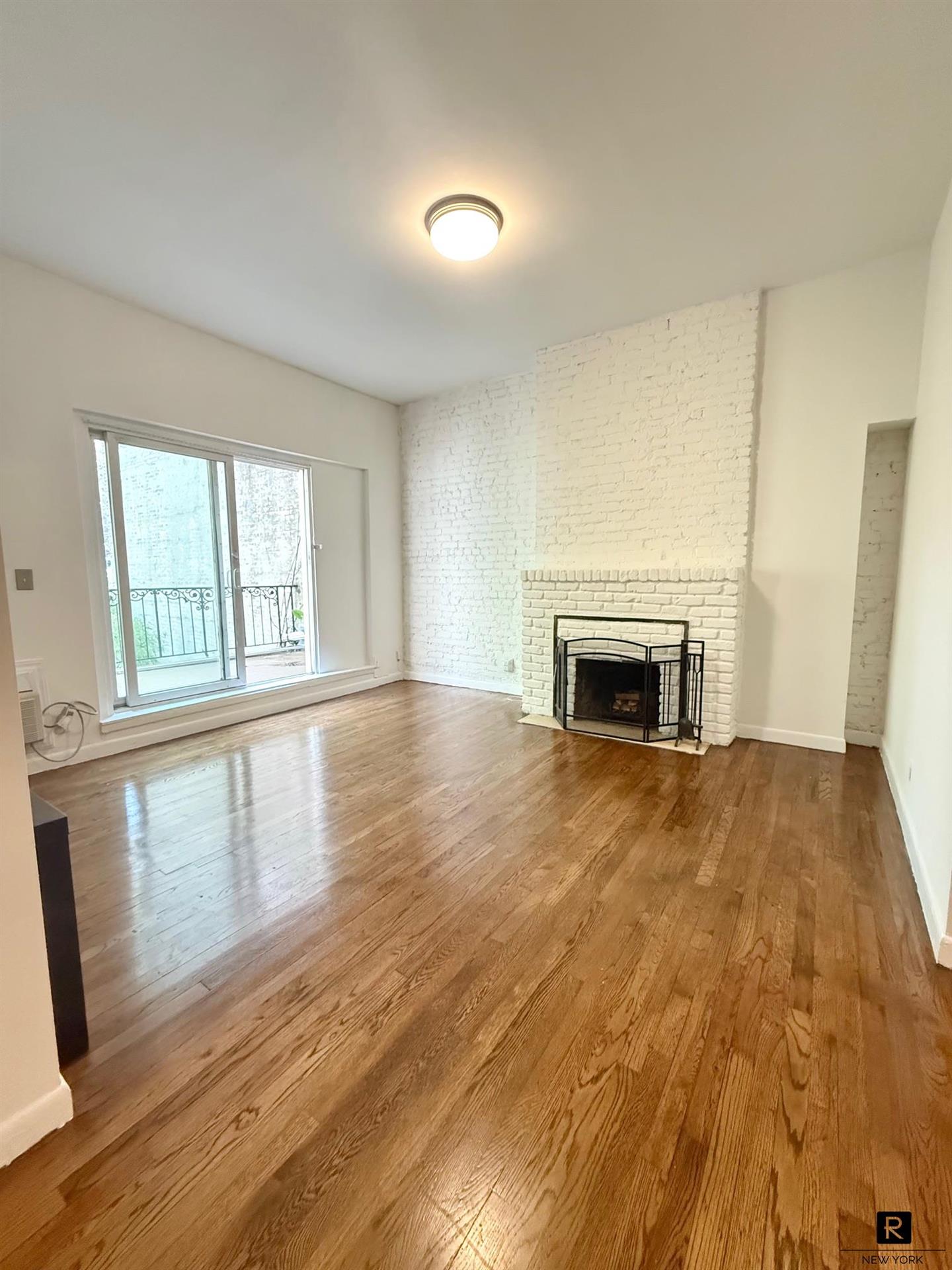 353 West 19th Street Chelsea New York NY 10011