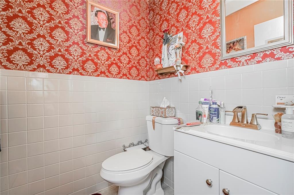 120 Devon Loop Heartland Village Staten Island NY 10314