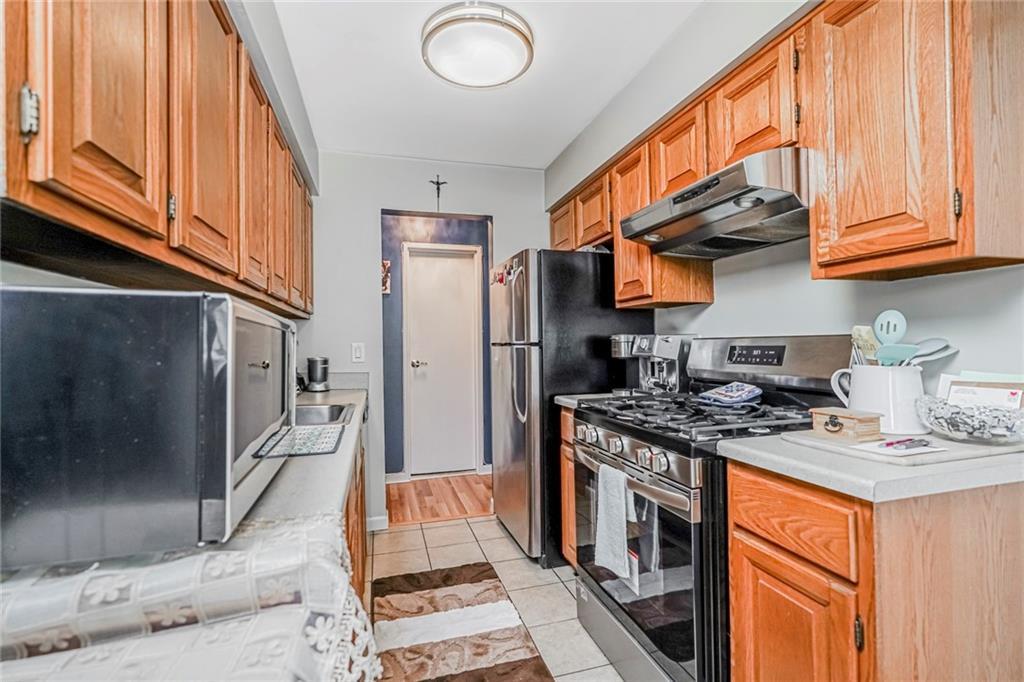 120 Devon Loop Heartland Village Staten Island NY 10314
