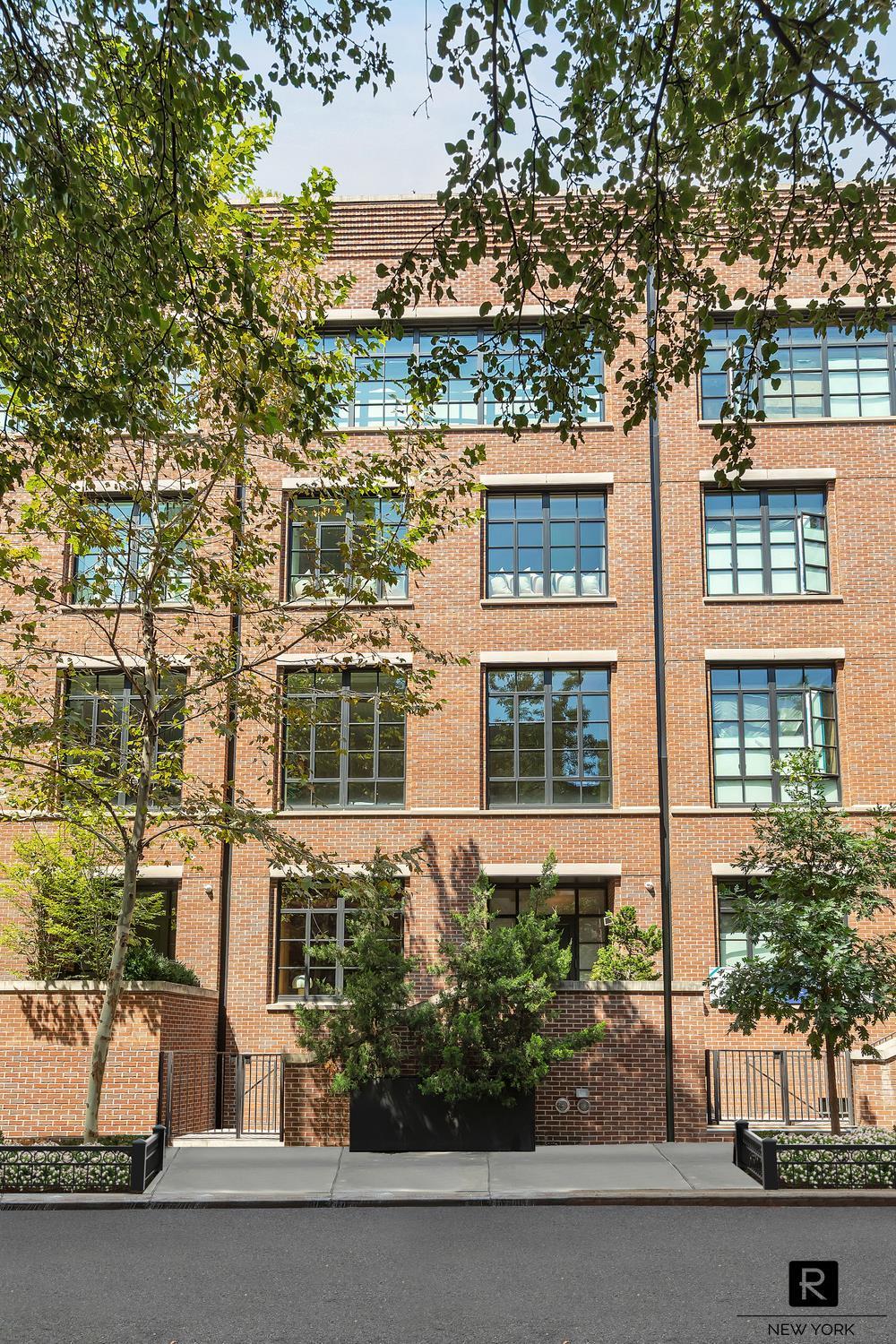 30 Sullivan Street Soho New York NY 10012