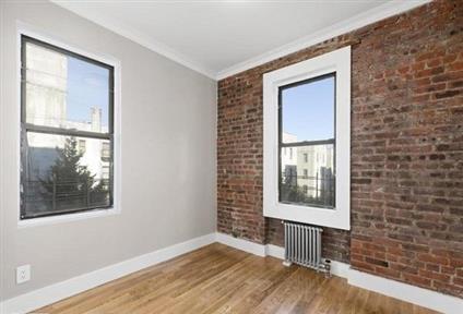 21-48 35th Street 4-H Steinway-Ditmars Queens NY 11105