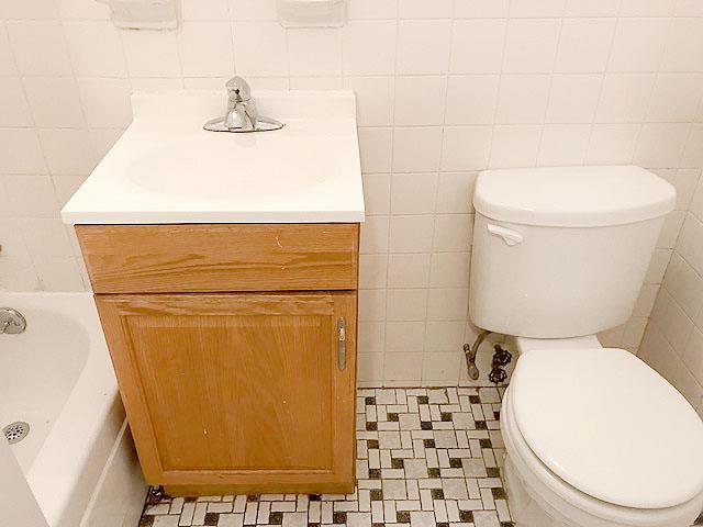 107 Thompson Street Soho New York NY 10012