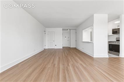 400 East 54th Street 24-E Sutton Place New York NY 10022