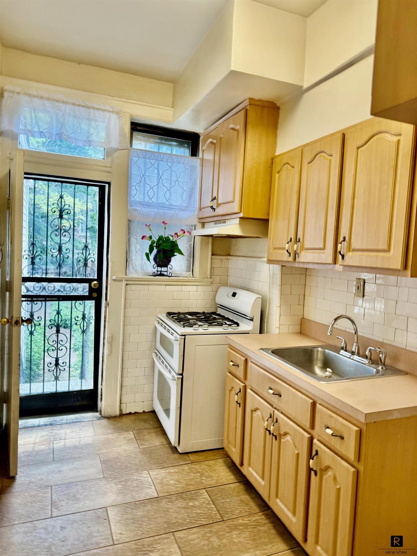 1206 Union Street Crown Heights Brooklyn NY 11225