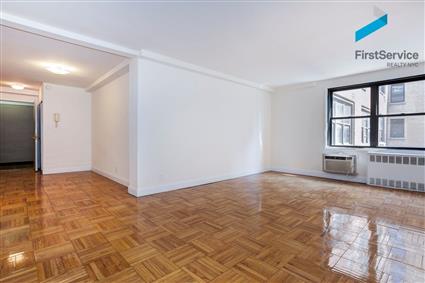 141 East 89th Street 8-M Carnegie Hill New York NY 10128