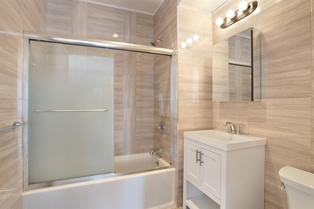 30-25 21st Street 3D Astoria Queens NY 11102