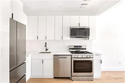 946 Herkimer Street 2-A Stuyvesant Heights Brooklyn NY 11233