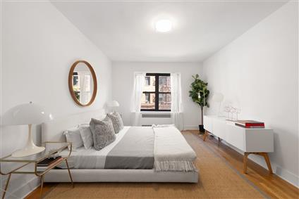 425 Central Park West 3-J Upper West Side New York NY 10025