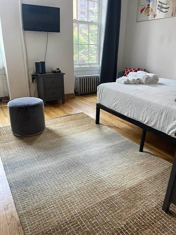 361 West 46th Street, Apt 2-F, New York, NY 10036