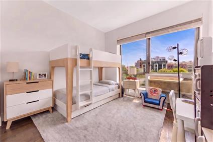 11-25 45th Avenue 3-A Long Island City Queens NY 11101