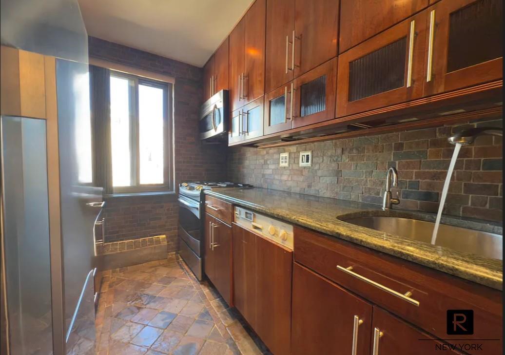 420 East 64th Street Upper East Side New York NY 10065