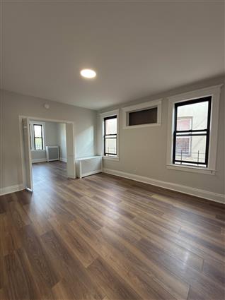 34-37 9th Street 3 Ravenswood Queens NY 11106