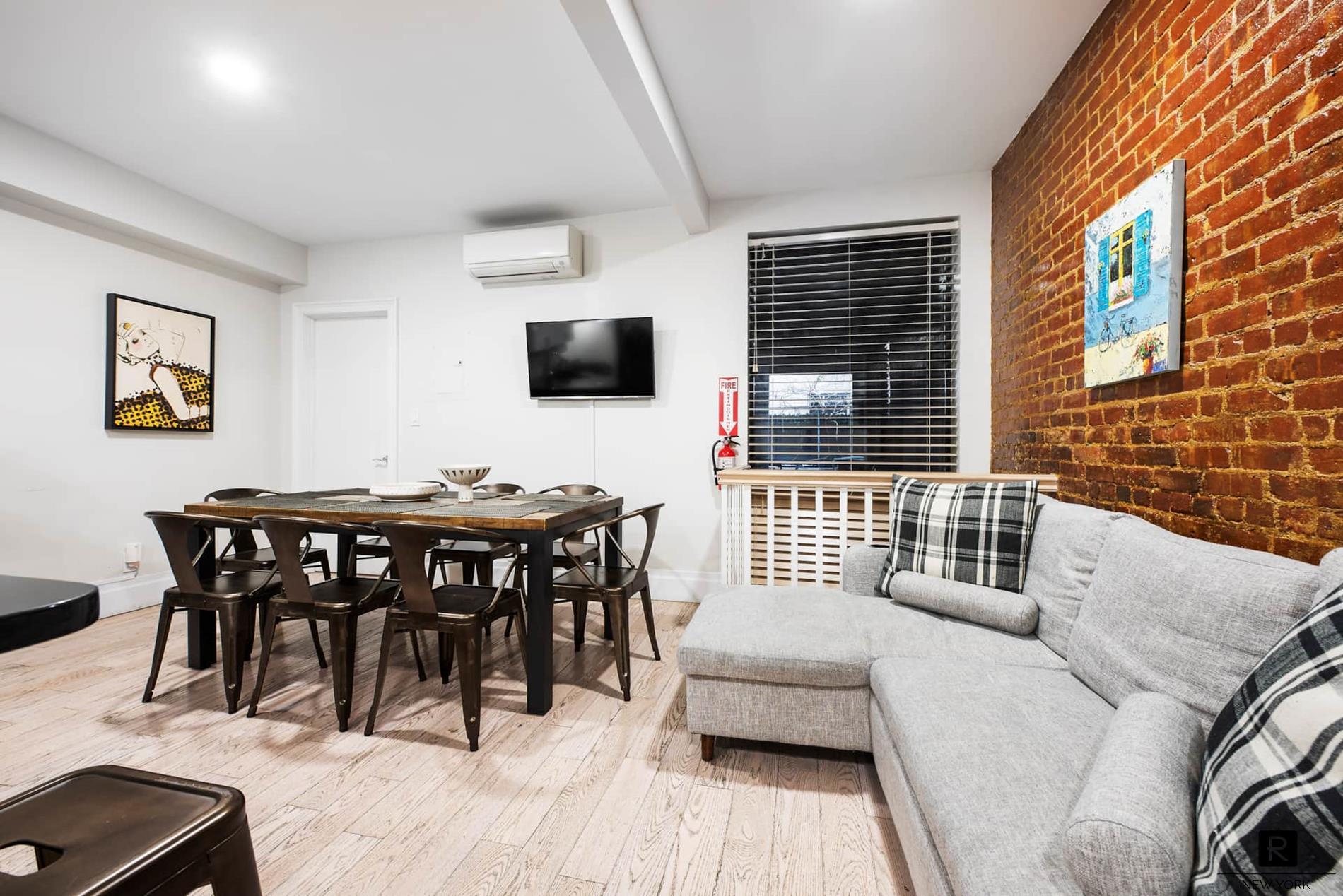318 West 71st Street Upper West Side New York NY 10023