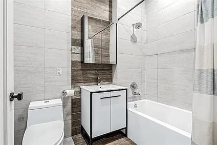 552 Lexington Avenue 2 Stuyvesant Heights Brooklyn NY 11221