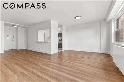 400 East 54th Street 24-E Sutton Place New York NY 10022