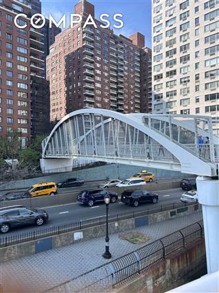 400 East 54th Street 30-D Sutton Place New York NY 10022