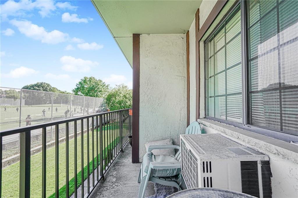 120 Devon Loop Heartland Village Staten Island NY 10314