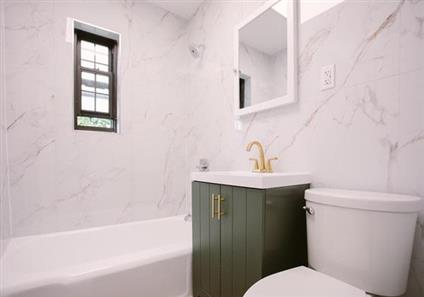 141-29 78th Avenue 3-B Forest Hills Gardens Queens NY 11367