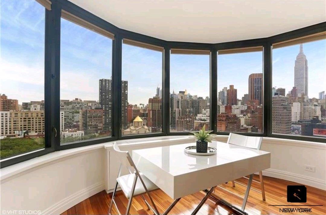 330 East 38th Street Murray Hill New York NY 10016