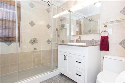 21-32 37th Street DPX Astoria Queens NY 11105