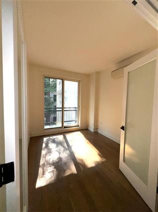 323 East 19th Street 4-A Ditmas Park Brooklyn NY 11226