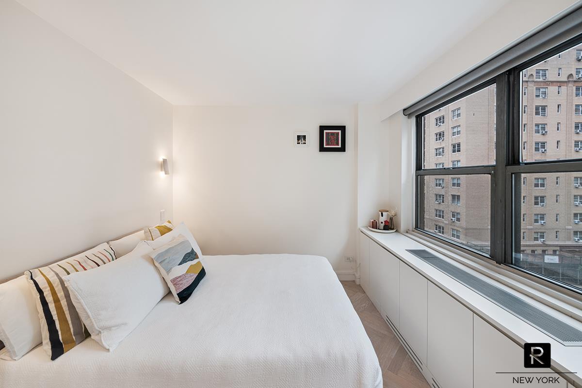 132 East 35th Street Murray Hill New York NY 10016