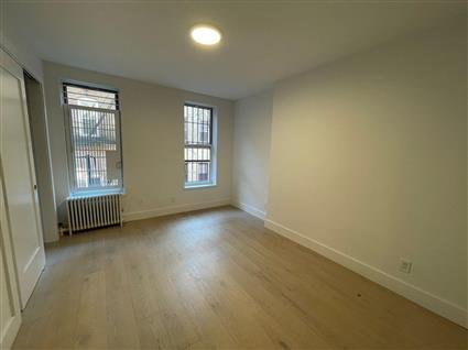 334 East 9th Street 7 E. Greenwich Village New York NY 10003