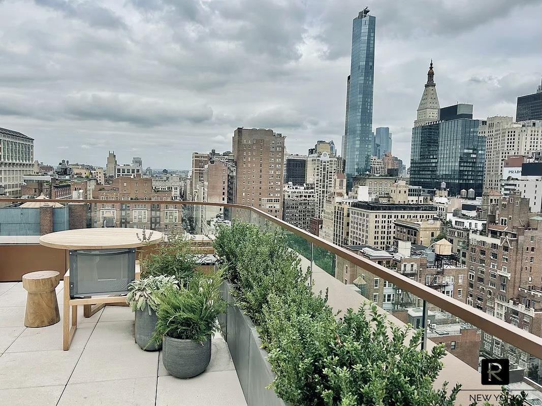 200 East 20th Street Gramercy Park New York NY 10003